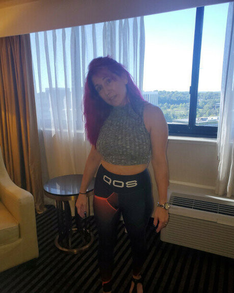 Britblackqos photo 3