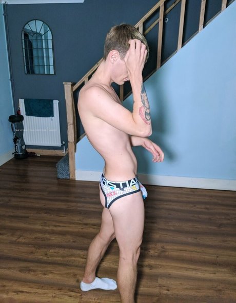 British-twinks photo 54