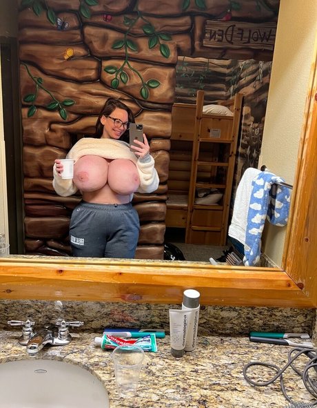Brittany Elizabeth photo 215
