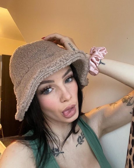 Brittany Olivia photo 39
