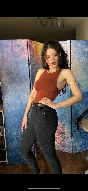 Brittany Venti photo 399