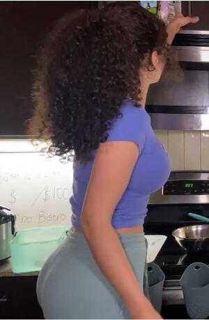 Brittany Venti photo 451