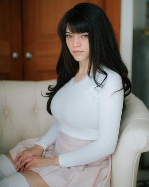 Brittany Venti photo 855