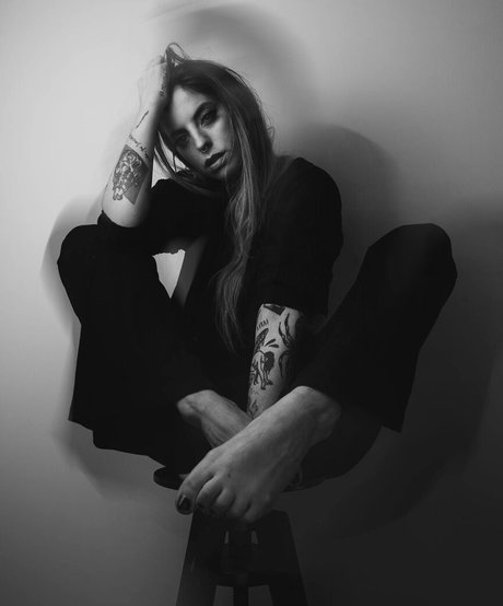 Brokenmirror._ photo 99