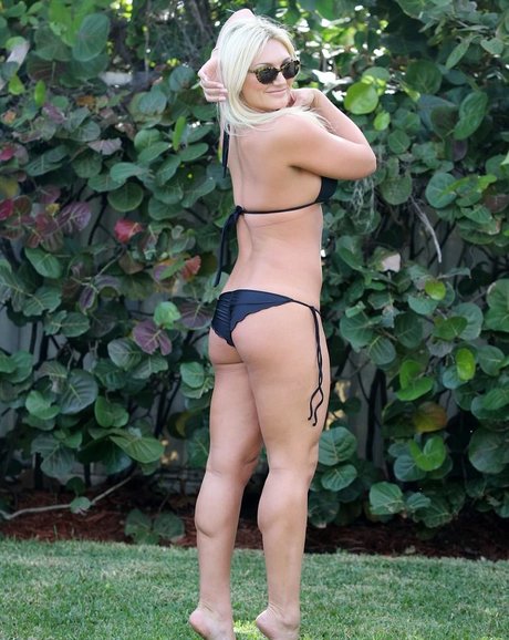 Brooke Hogan photo 16