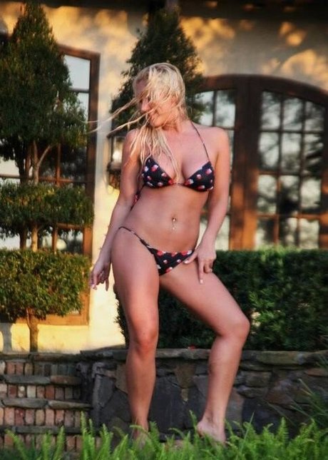 Brooke Hogan photo 48