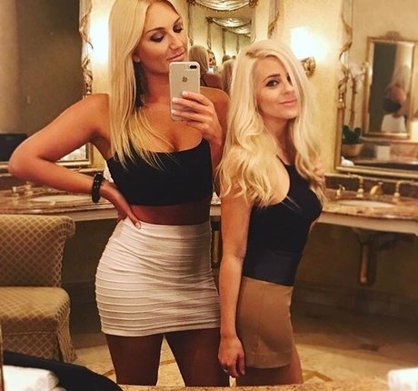Brooke Hogan photo 51