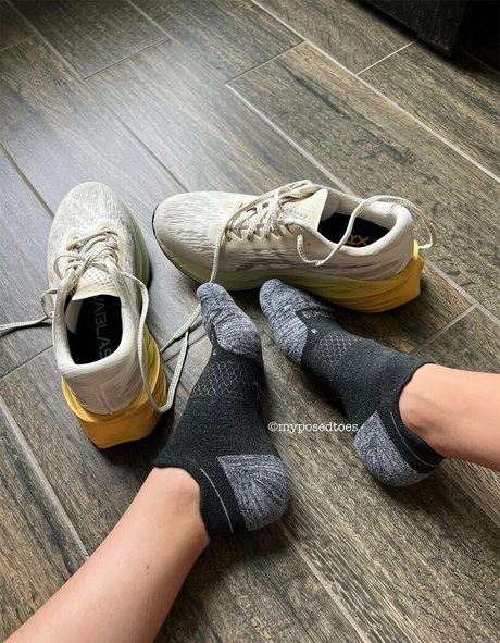 Brooke Jones photo 38