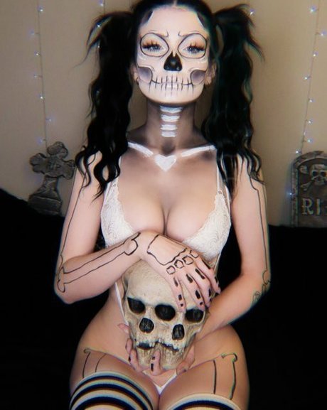 Bunni Lynn photo 94