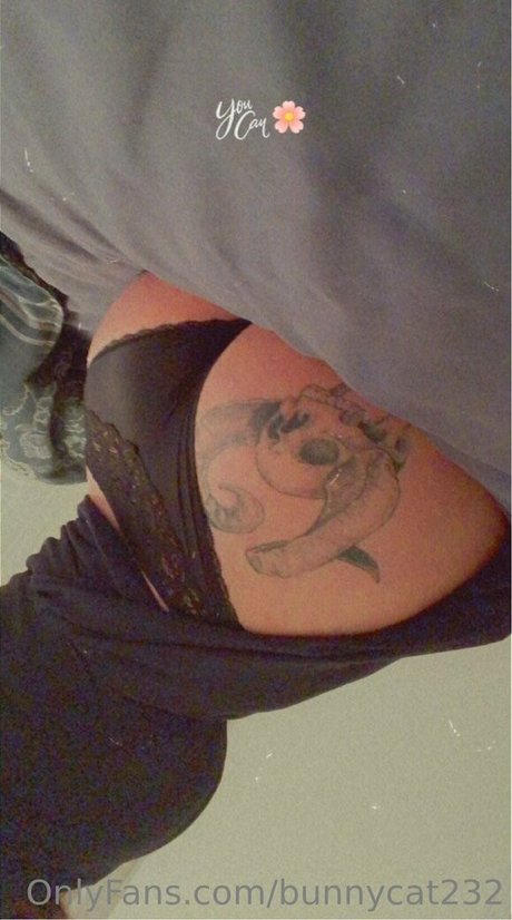 Bunnycat232 photo 31