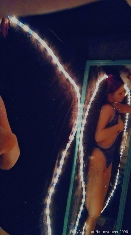 Bunnyqueen20961 photo 19