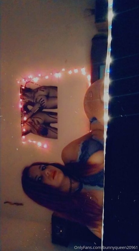 Bunnyqueen20961 photo 23