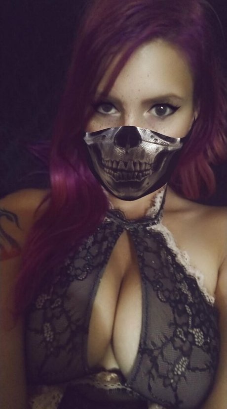 Bunnyqueen20961 photo 38