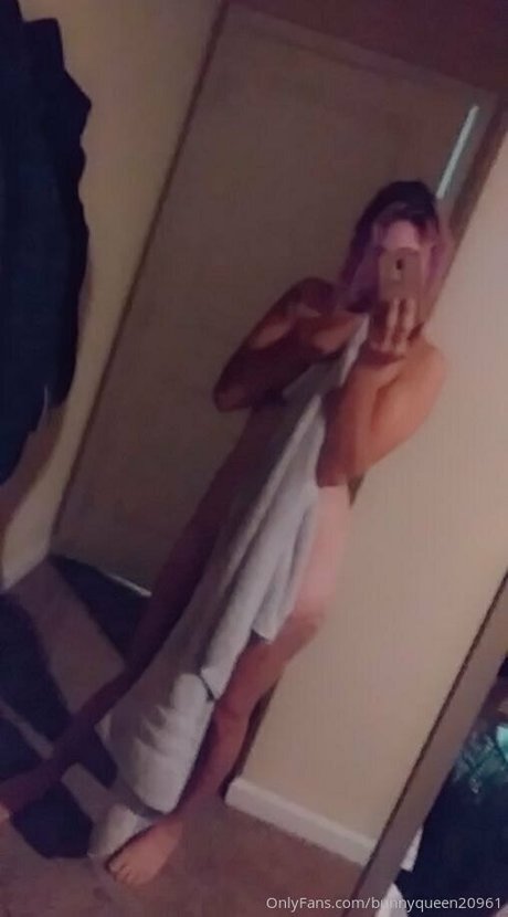 Bunnyqueen20961 photo 46