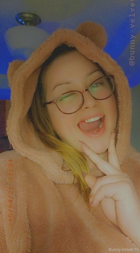 Bunnyvelvettvfree photo 25