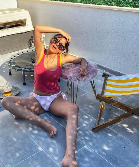 Burcu Bakdur photo 4