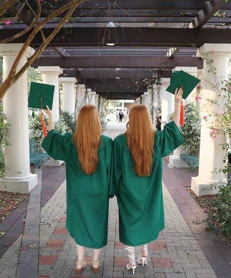 Burinski Twins photo 119