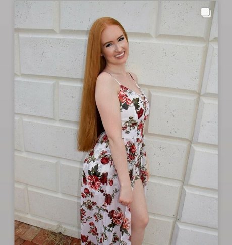 Burinski Twins photo 147