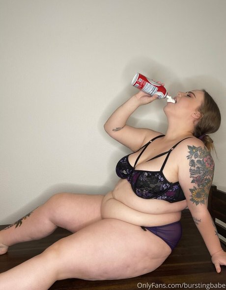 Burstingbabe photo 66