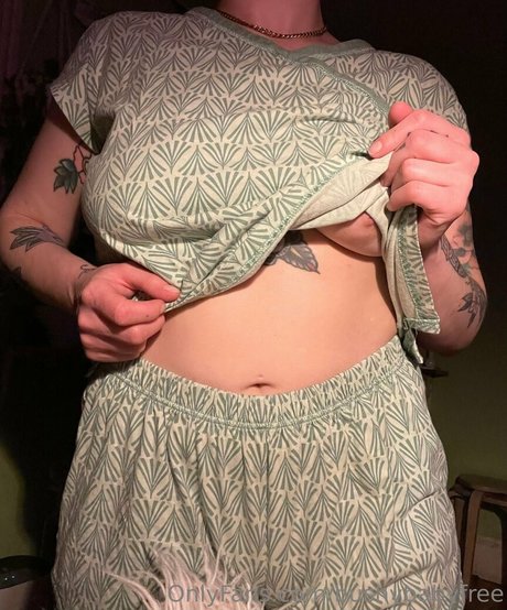 Bushybabyfree photo 34