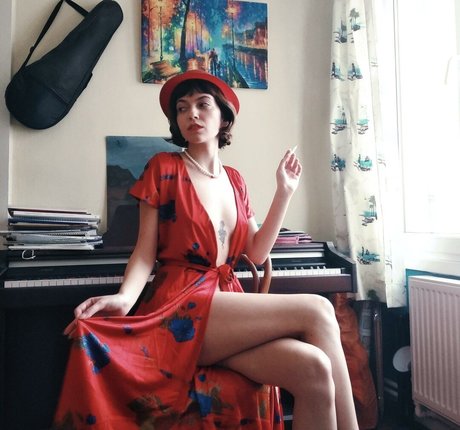 Busra cabuk photo 12