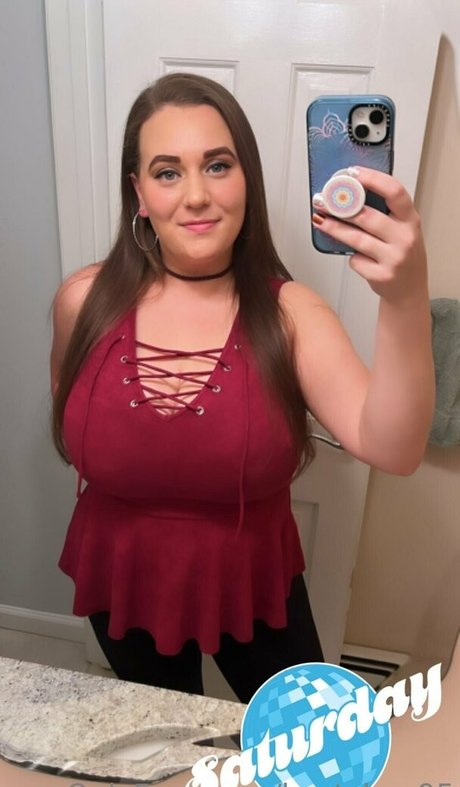 Bustybae95 photo 13