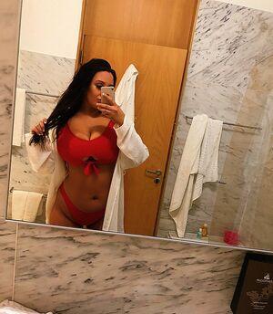 BustyBrunetteS photo 8