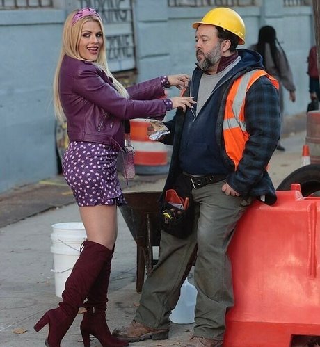 Busy Phillips photo 52