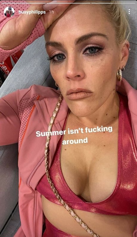 Busy Phillips photo 95