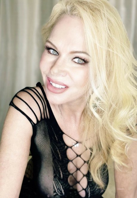 Butterflyshelbz photo 6