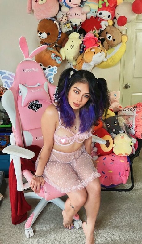 Profile photo of Bxmbchelle