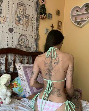 C0m9ts photo 37