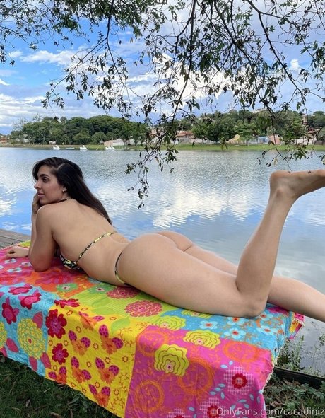 Caca Diniz photo 33