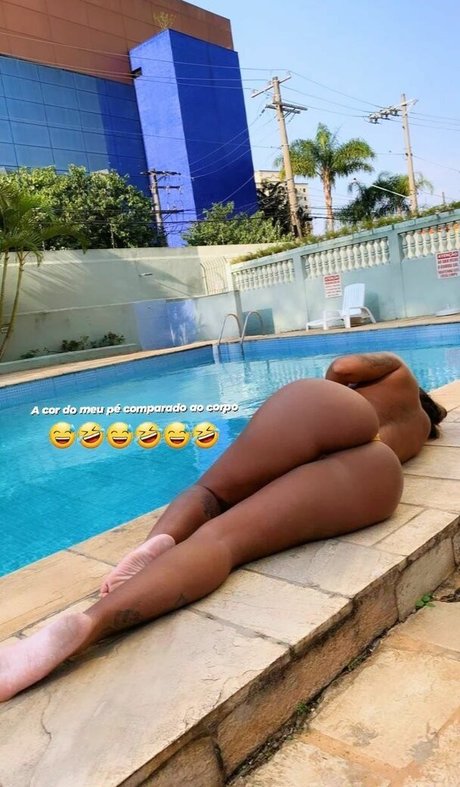 Caiala Tavares photo 2