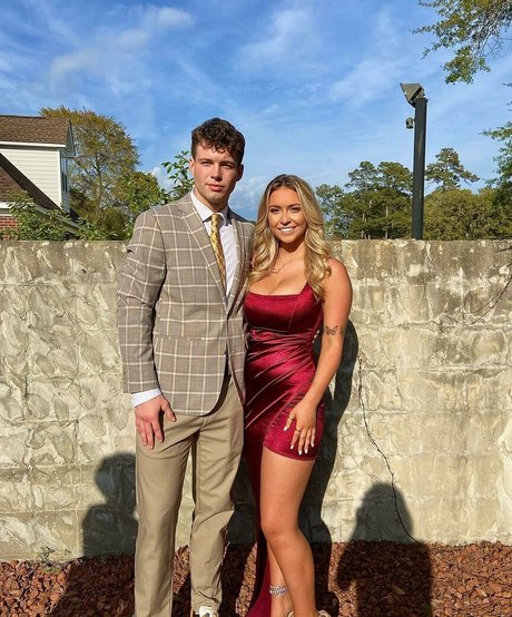 Caitlin Betterly photo 11