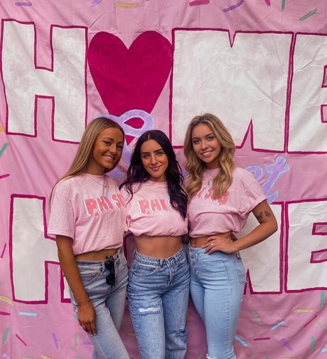 Caitlin Betterly photo 55