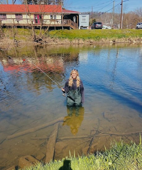 Caitlin Betterly photo 63