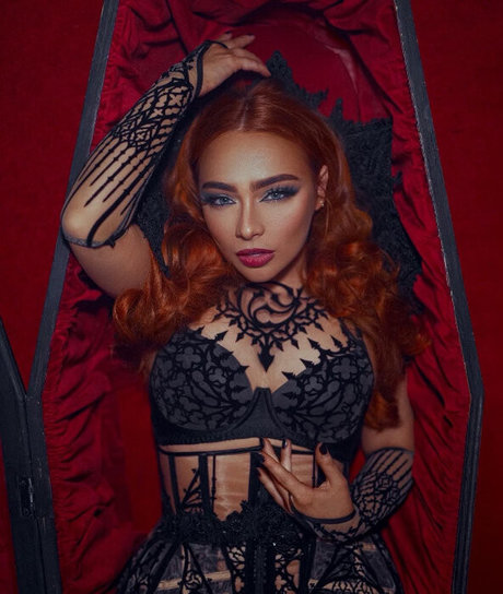 Caitlin Christine photo 112