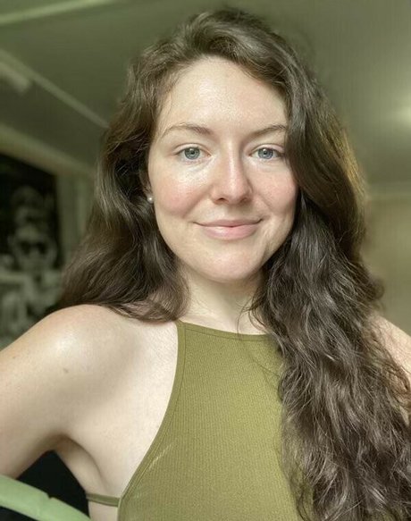 Caley Chisholm photo 2