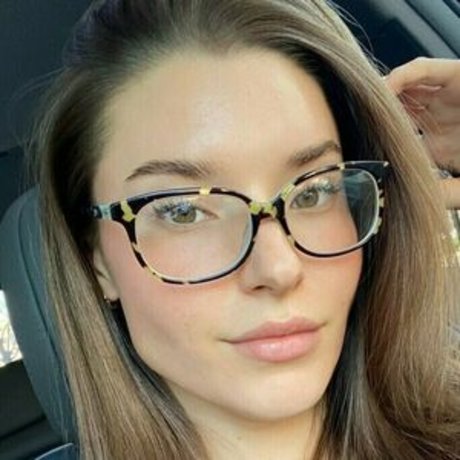 Call Her Mara photo 18