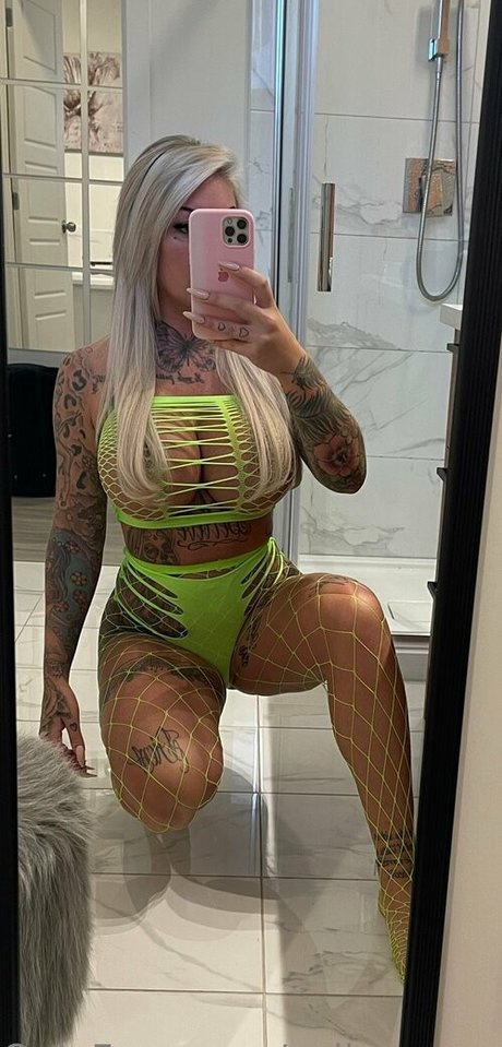 Callmeroxyfree photo 17