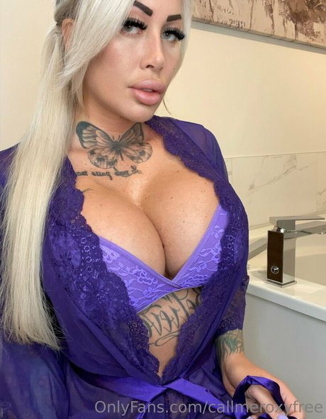 Callmeroxyfree photo 19