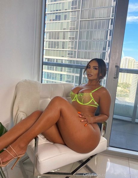 Camila Bernal photo 19