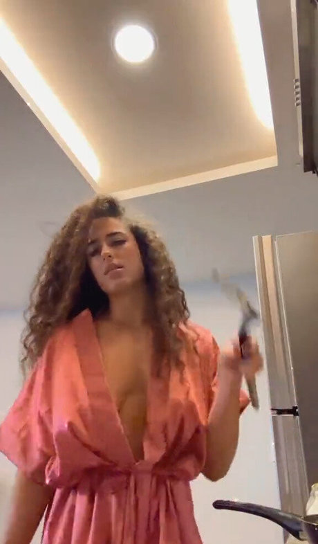 Camila Marana photo 121