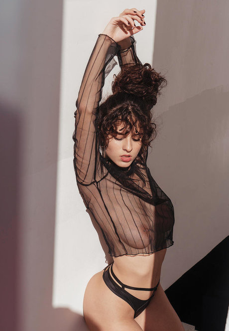 Camila Marana photo 259