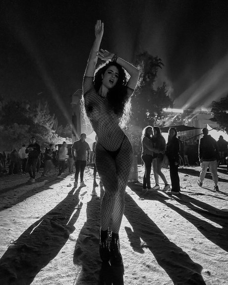Camila Marana photo 402