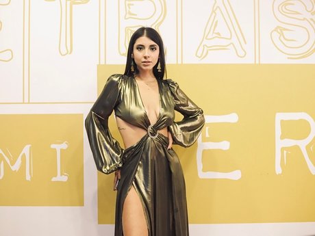 CAMILA VALENCIA photo 53