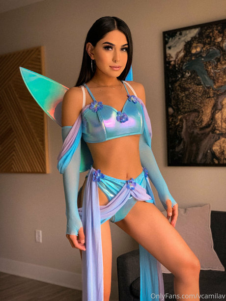 Camila Valentina photo 19