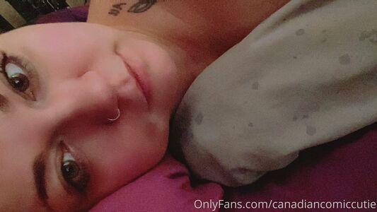 canadiancomiccutie photo 13