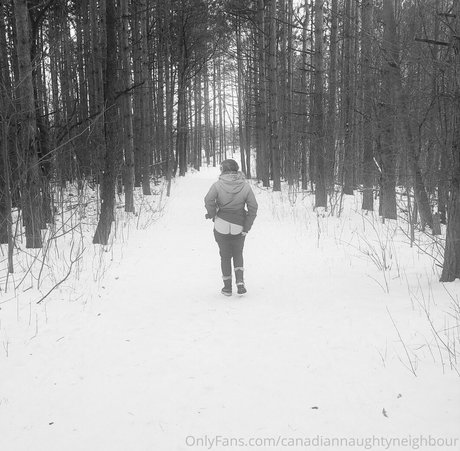 Canadiannaughtyneighbour photo 40